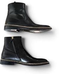 LANVIN PARIS. Black Boots w/Goldplated Chain Accents