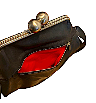kawa-kawa Japan. Black Lambskin Leather Shoulderbag, Model: kuchigane (large kiss Lock)