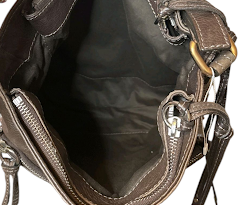 CHLOE PARIS. Authentic Vintage Brown Pebbled Leather Shoulderbag