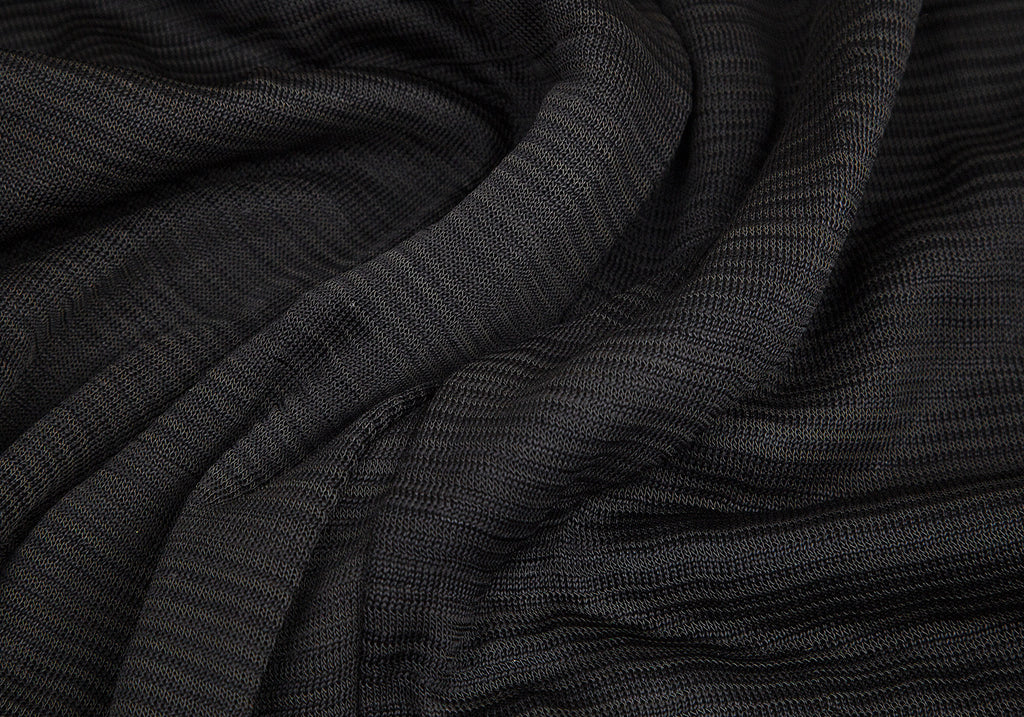 ISSEY MIYAKE JAPAN. PERMANENTE Black Wrap Knit Skirt