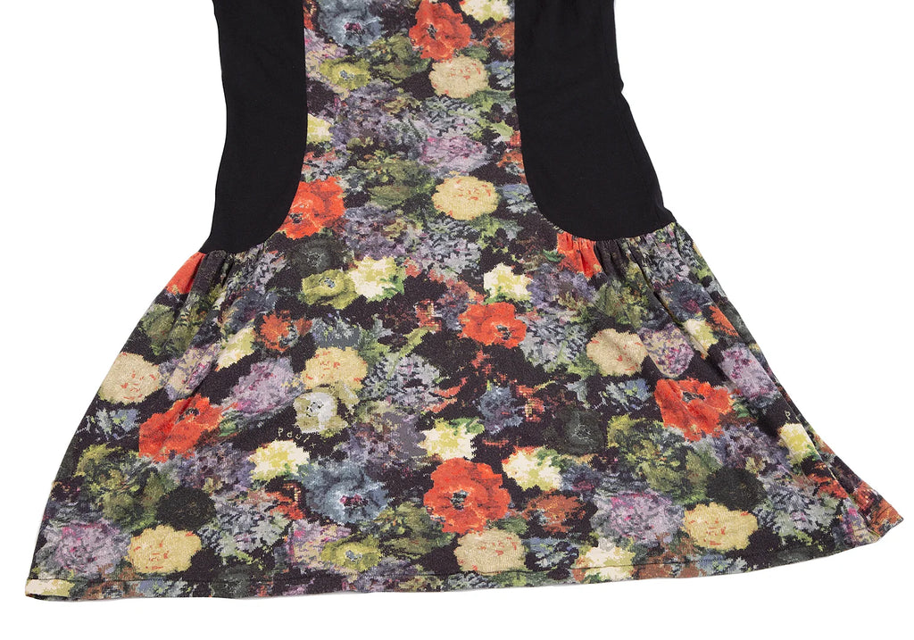 Paul Smith UK. Paul plus. Black, Multi-Color Floral Printed Sleeveless Dress