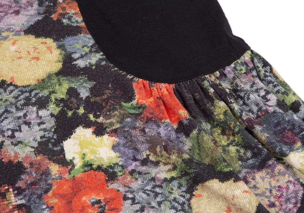 Paul Smith UK. Paul plus. Black, Multi-Color Floral Printed Sleeveless Dress