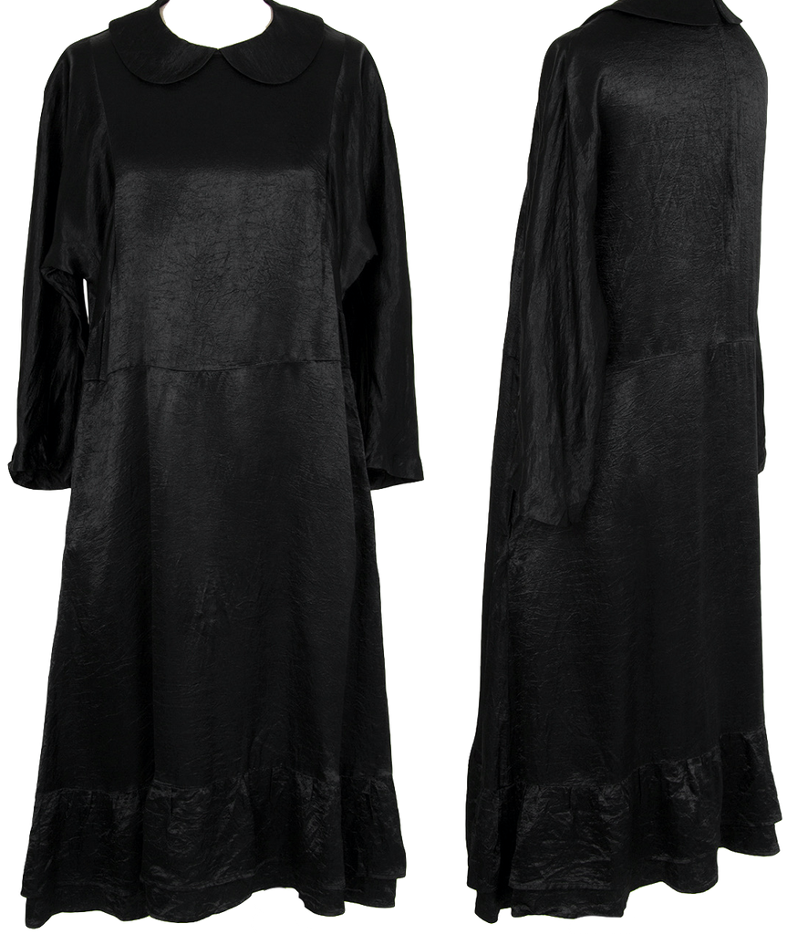 COMME des GARCONS Japan. Tricot. Black Wrinkle Satin Round Collar Dress