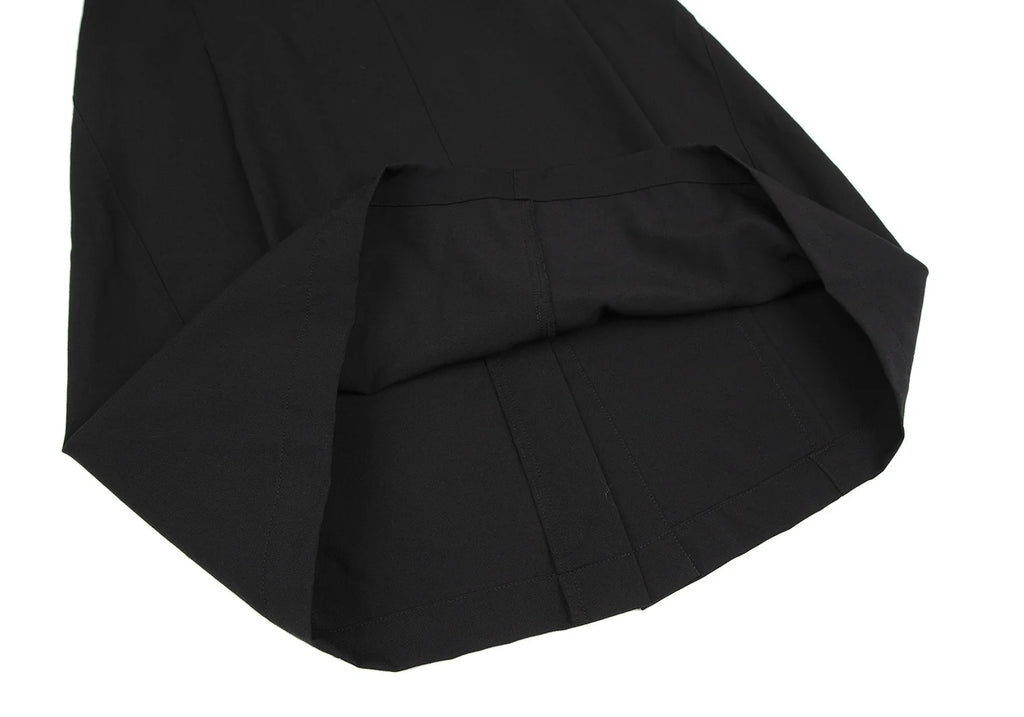 COMME des GARCONS JAPAN. TRICOT. Wool Black Gabardine Tuck & Dart Design Skirt