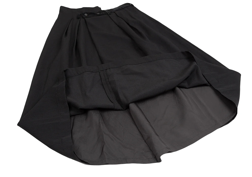 COMME des GARCONS JAPAN. Black Velours Switching Skirt