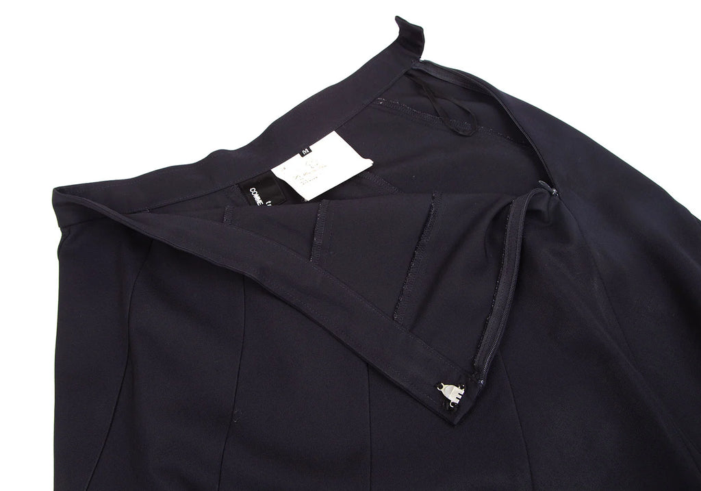 COMME des GARCONS JAPAN. TRICOT. Navy Wool Gabardine Curved Skirt