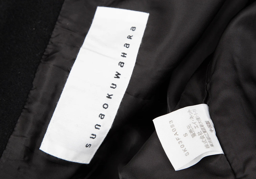 ISSEY MIYAKE JAPAN. sunaokuwahara Black Lamb Wool Blend Lining Tape Design Peacoat