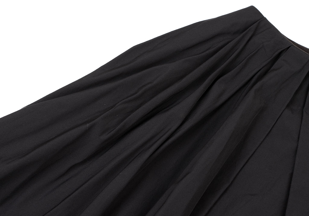 TOMORROWLAND JAPAN. MACPHEE. Black Tuck Nylon Cotton Skirt&nbsp;