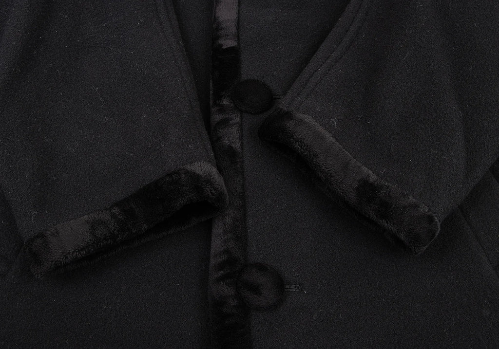 COMME des GARCONS JAPAN. TRICOT. Black Wool Material Switching Coat