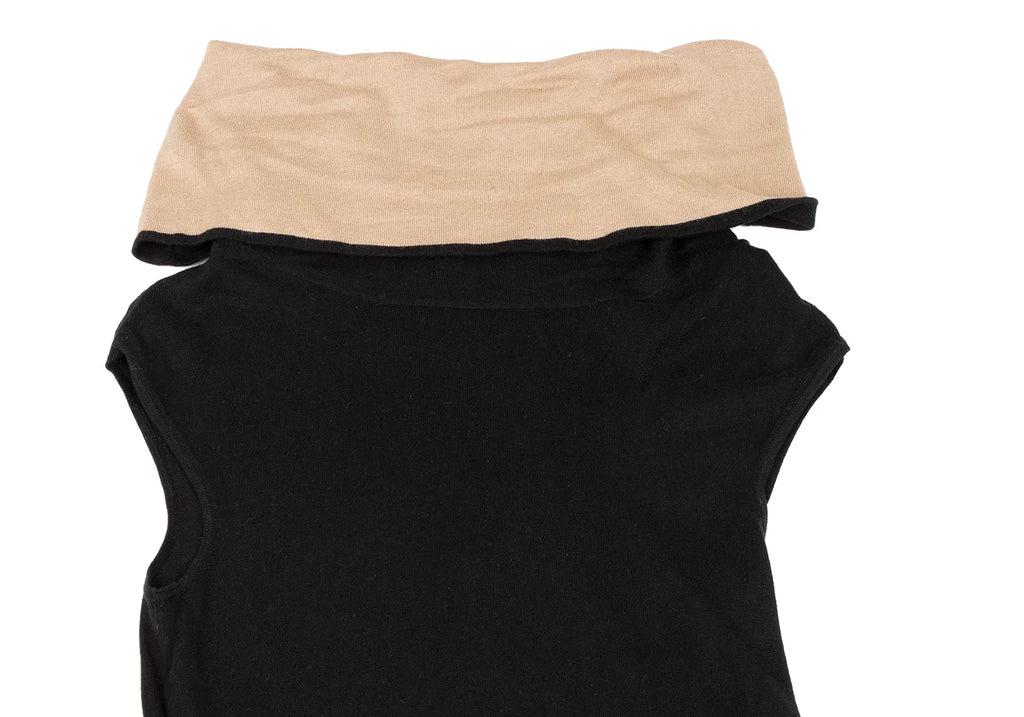 MaxMara  Italy. Black Silk/Cashmere Draped Neck Sleeveless Dress