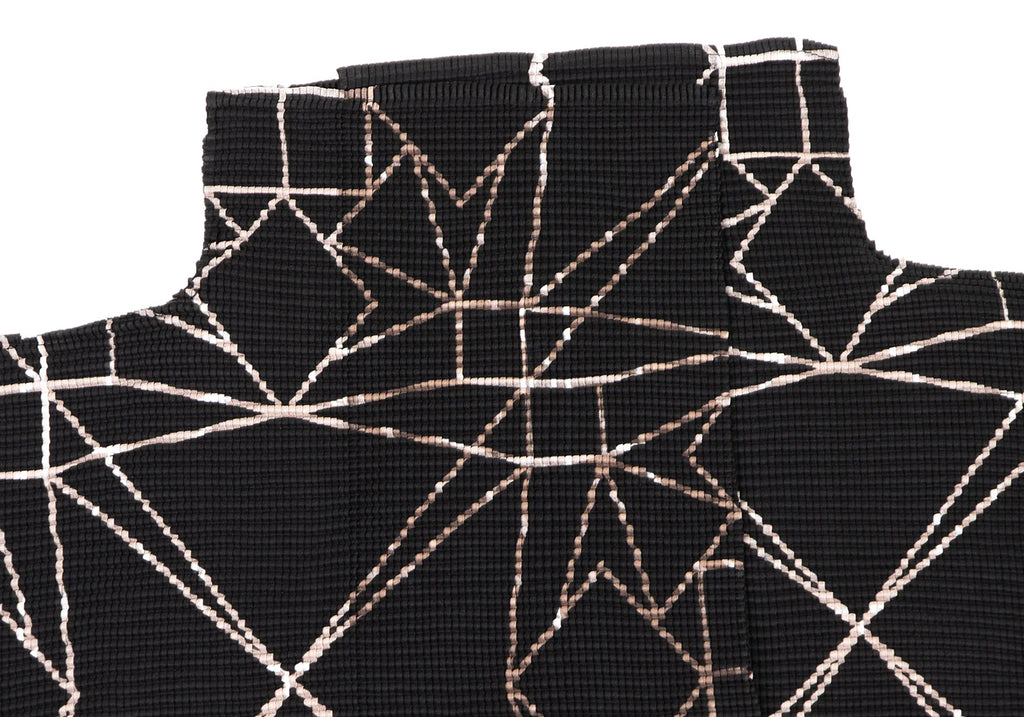 ISSEY MIYAKE JAPAN. "me Line" Black Printed Stretch Pleats Cardigan