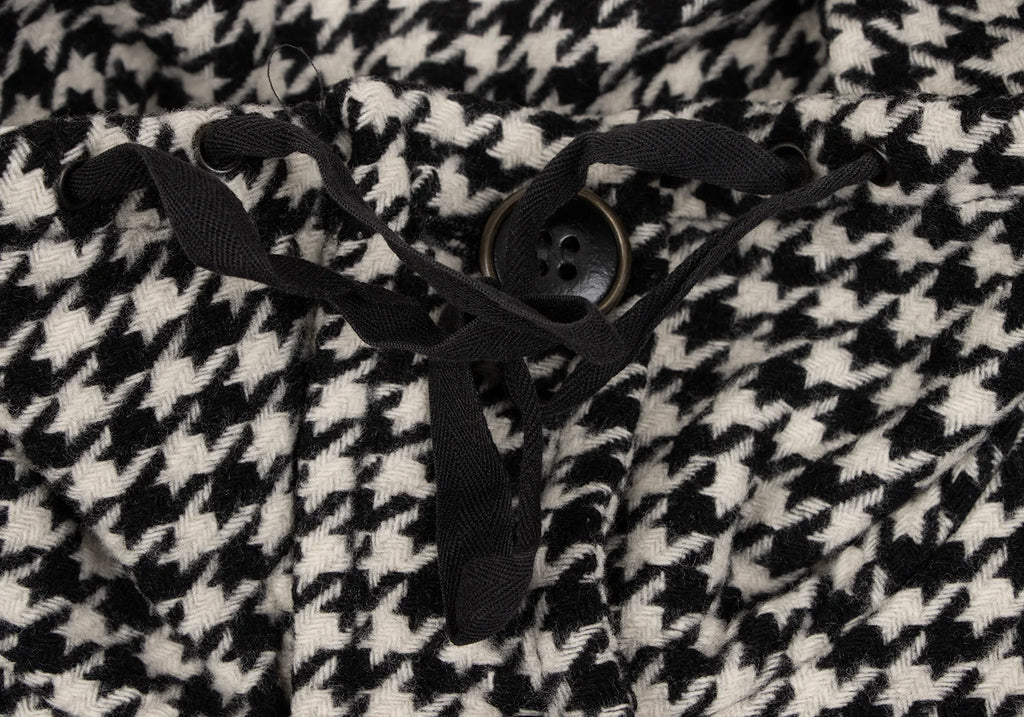 Max Mara  ITALY. WEEKEND White, Black Houndstooth Jacket