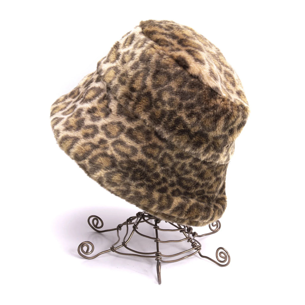 COMME des GARCONS JAPAN. Vintage Leopard Fur Fleece Hat
