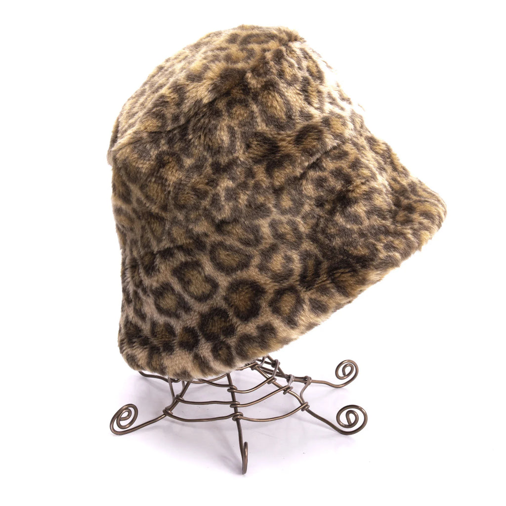 COMME des GARCONS JAPAN. Vintage Leopard Fur Fleece Hat