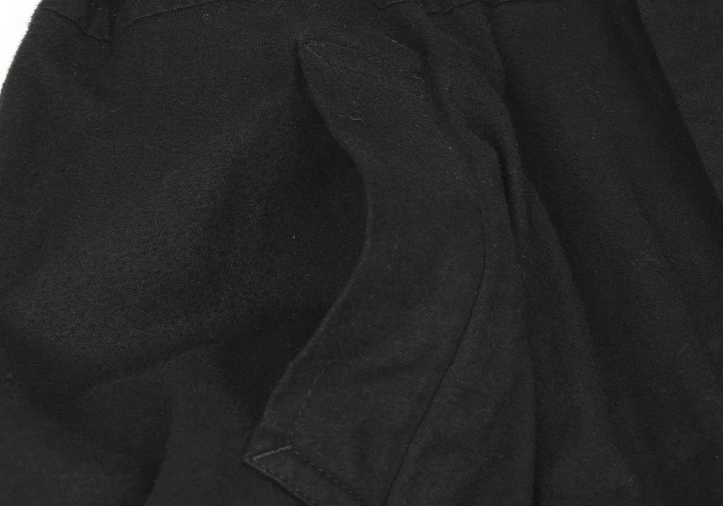 COMME des GARCONS JAPAN. TRICOT. Black Dyed Ruffle Coat