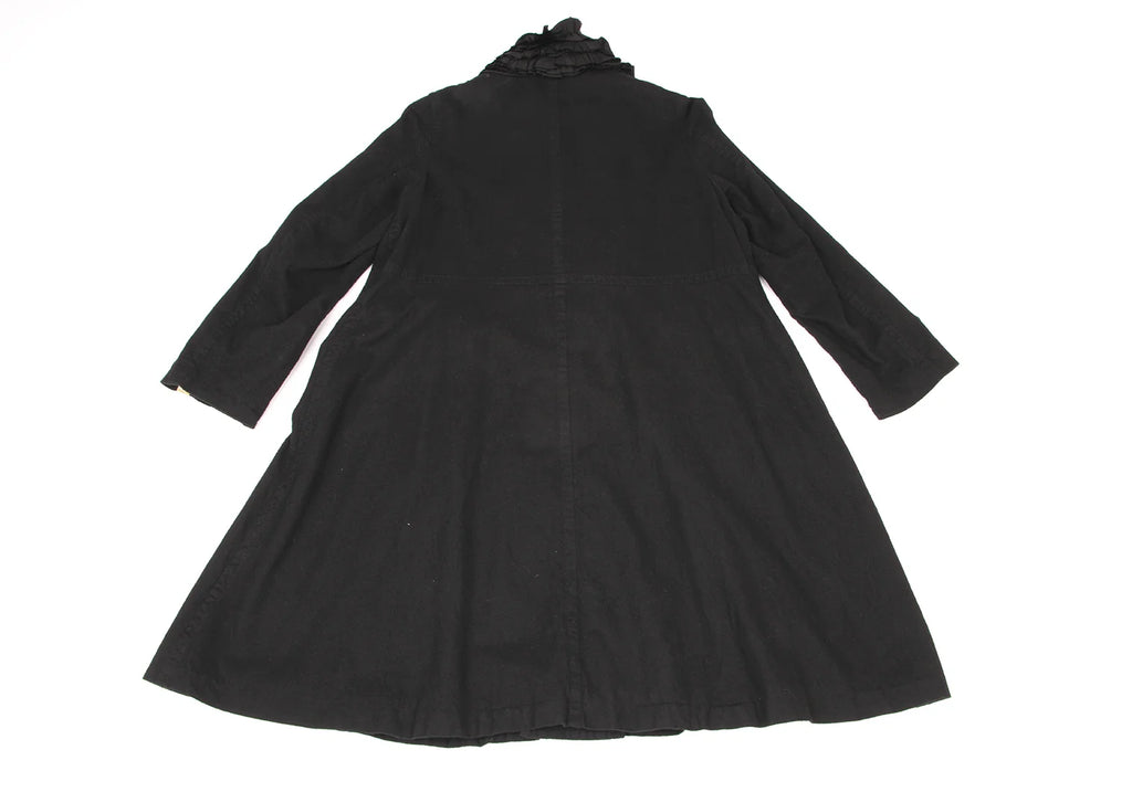 COMME des GARCONS JAPAN. TRICOT. Black Dyed Ruffle Coat
