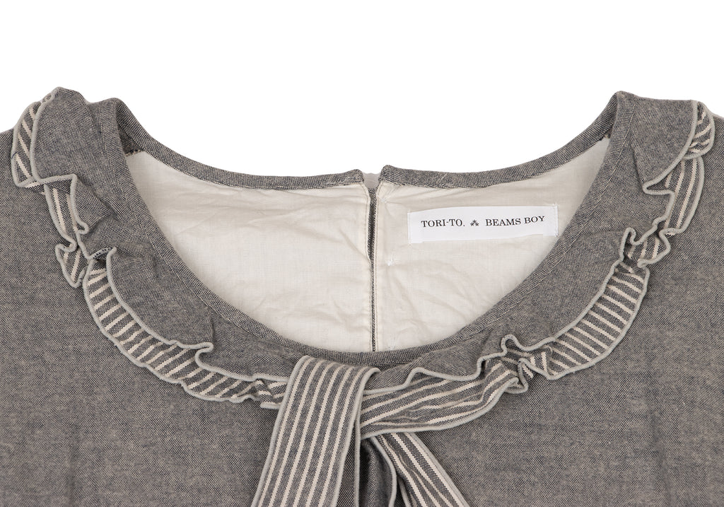 BEAMS BOY JAPAN. TORI-TO. NEW W/TAGS. Grey Floral Embroidery Frill Collar Dress