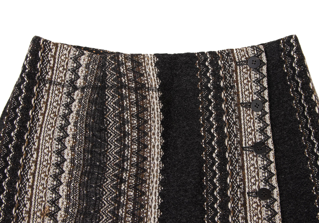 ISSEY MIYAKE JAPAN. HaaT. Greys/Black Jacquard Stripe Wrap Skirt