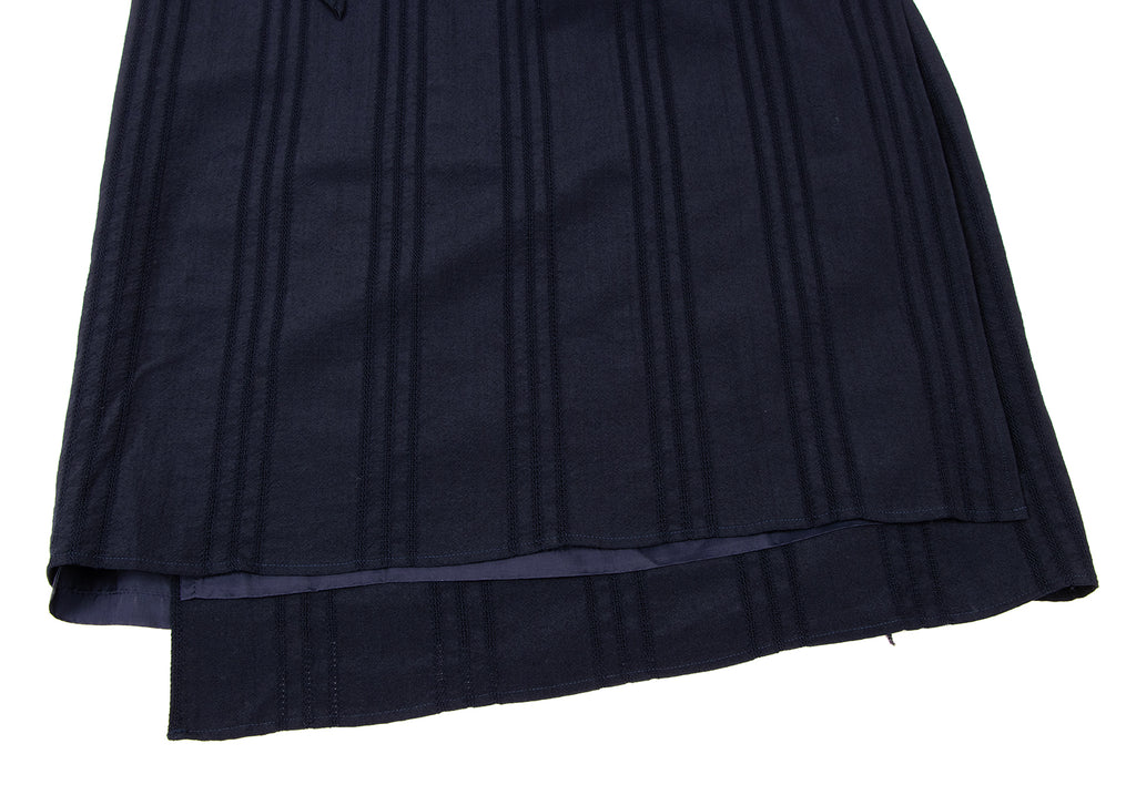 YOHJI YAMAMOTO JAPAN. Y'S WORKSHOP Navy Wool Lace Switching Wrap Skirt