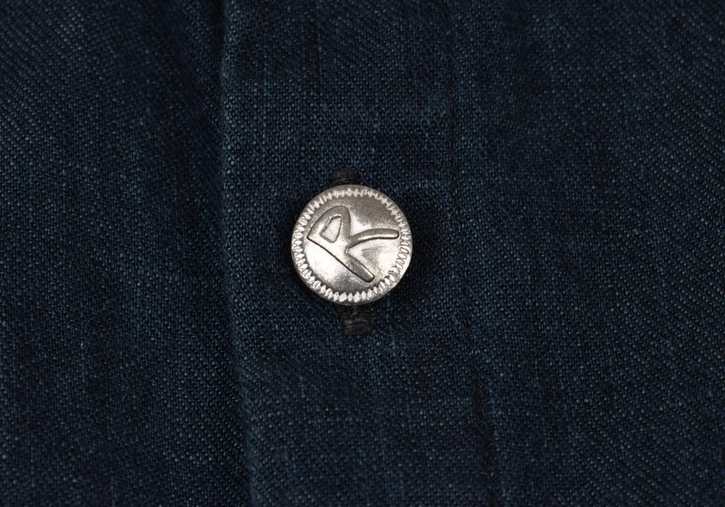 R by 45rpm JAPAN. Indigo Dyed Metallic Button 3/4 Sleeve Blouse