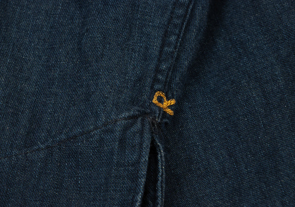 R by 45rpm JAPAN. Indigo Dyed Metallic Button 3/4 Sleeve Blouse