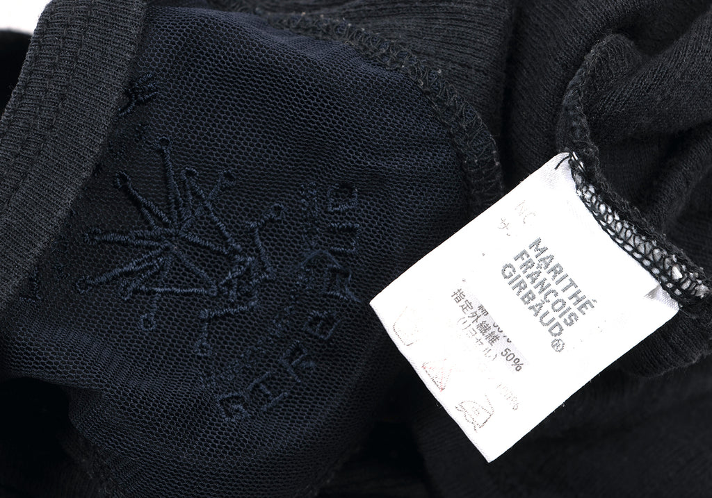 MARITHE + FRANCOIS GIRBAUD  PARIS. LE CASUAL DE MARITHE FRANCOIS GIRBAUD Navy Color Ribbed Top