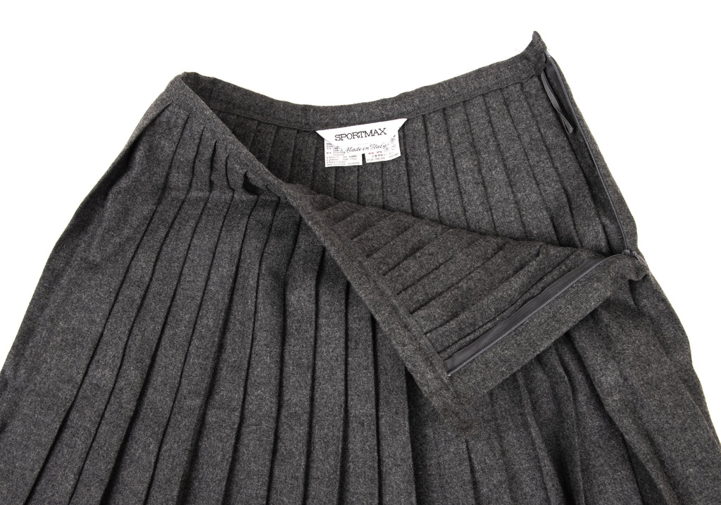 MaxMara ITALY. SPORTMAX Grey Switching Wool Pleats Skirt