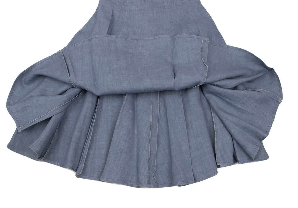 FENDI ITALY. 100% Linen Sky blue Flare Skirt