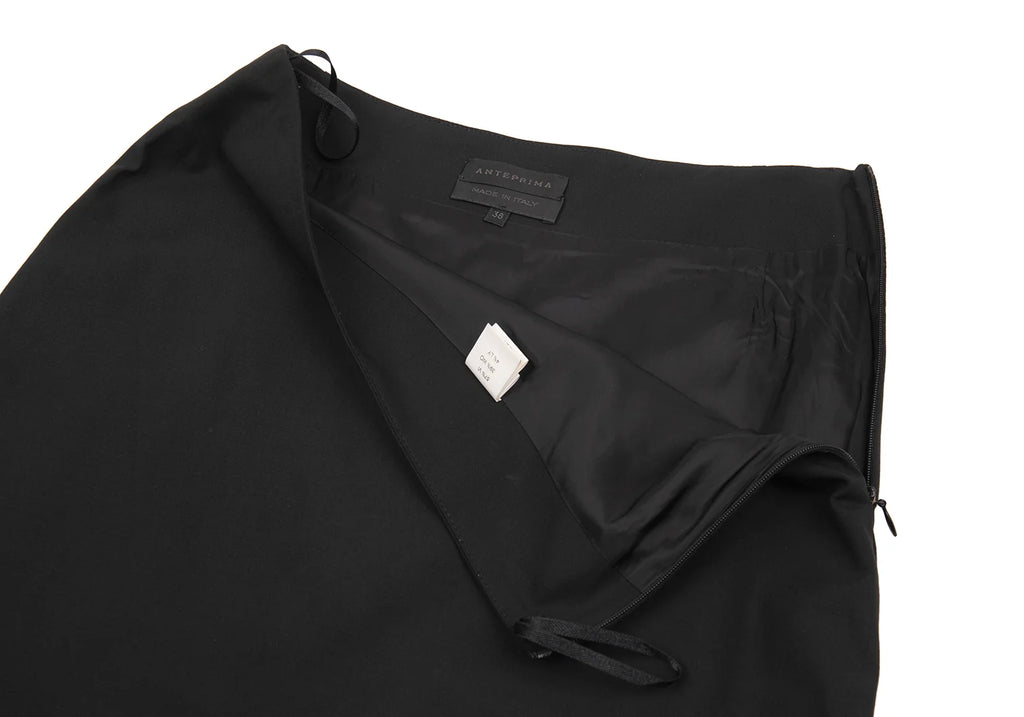 ANTEPRIMA ITALY. Black Rayon/Wool Back Pleats Switching A-line Skirt