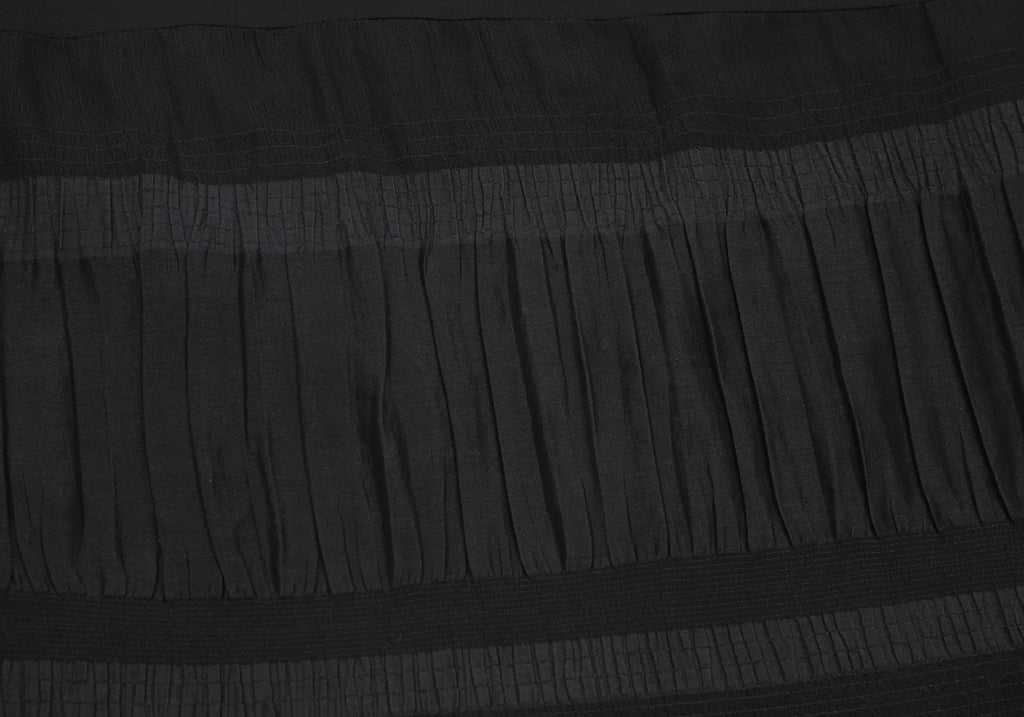ANTEPRIMA ITALY. Black Rayon/Wool Back Pleats Switching A-line Skirt