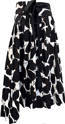 Maison Margiela Paris. MM6  Black V-Neck Knee-Length Dress