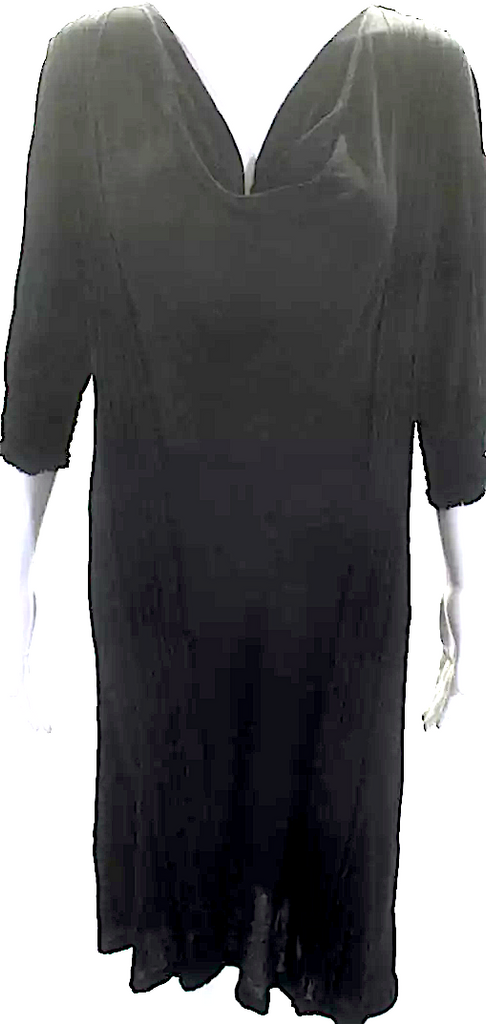 Prada Italy. Black Pleated V-Neck 3/4 Sleeve Pullover Mid-Calf Dress