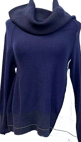 Gucci Italy. Navy Blue Printed Logo GG Silk Blouse/Top