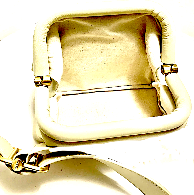 OSOI SOUTH KOREA. MINI CREAM LEATHER LUXURY SHOULDER BAG