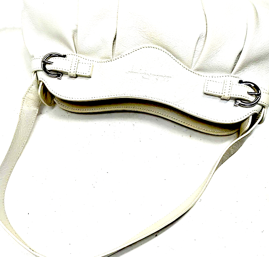 Ferragamo Itay. White Leather Shoulder Bag / Hand Bag