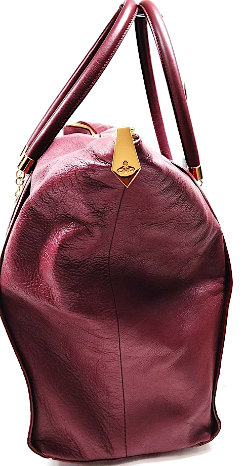 VIVIENNE WESTWOOD UK. NEW W/O TAG. Bordeaux Croc Pattern Leather Distressed Large Shoulder Bag / Tote Bag