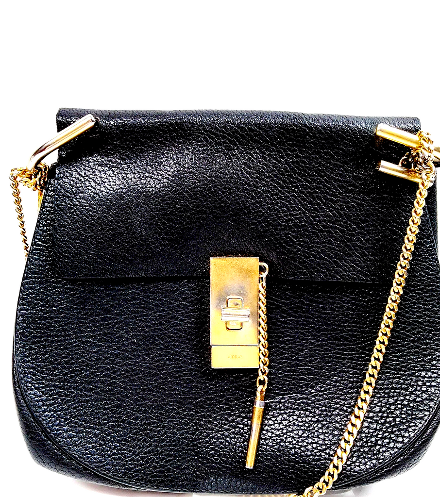 CHLOE PARIS. Black Leather Shoulder Bag Goldplated Hardware and Chain