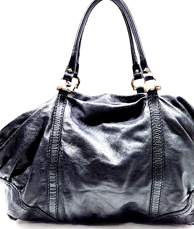 Gucci Italy. Black Leather Shoulder Bag w/Attachable Shoulder Strap
