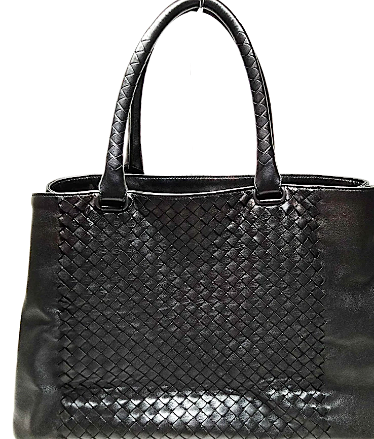 Bottega Veneta Italy. Large BlackI Intrecciato Leather Shoulder Bag