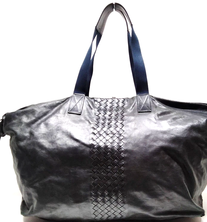 Bottega Veneta Italy. Black intercciato Leather Shoulder Bag/ Weekender