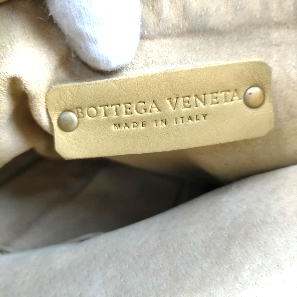 Bottega Veneta Italy. intrecciato Neutrals Color Shoulder Bag