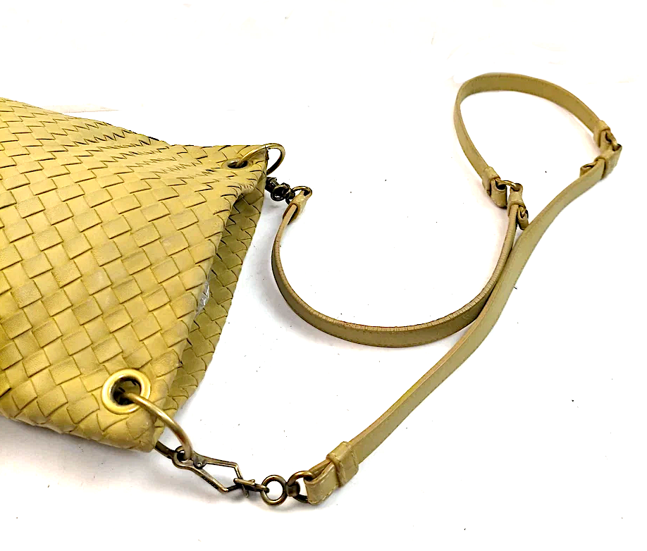 Bottega Veneta Italy. intrecciato Neutrals Color Shoulder Bag