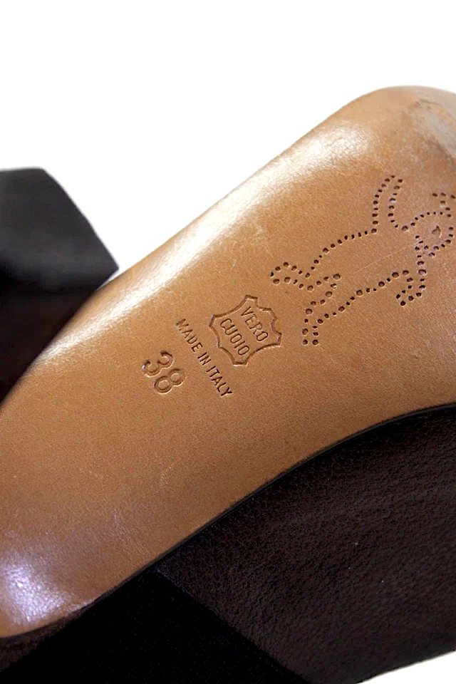 Marni Italy. Brown Leather High Heel Single Strap Mary Jane Pumps Size 38IT, SZ 7.5-8 USA