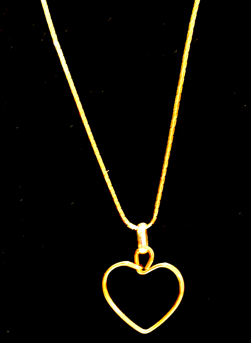 Napier NY. Vintage SIGNED 1970s Goldplated Cut-Out Heart Pendant Necklace