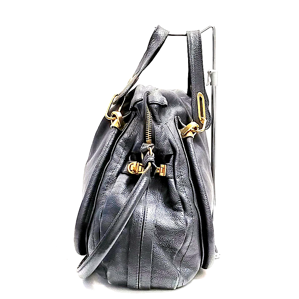 Chloe Paris. Phoebe Philo Designer. Black Large Size Leather SHand Bag Black Leather