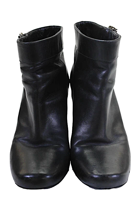 Prada Italy. Black Leather Textured Buckle Block Heel Booties Size EUR 41 (Approx. 38/38.5)