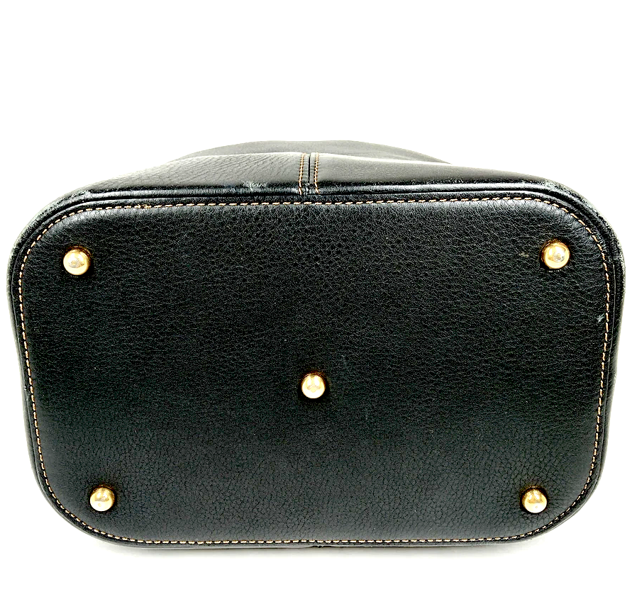 LOEWE MADRID. Black Leather Contrast Stitching Shoulder Bag