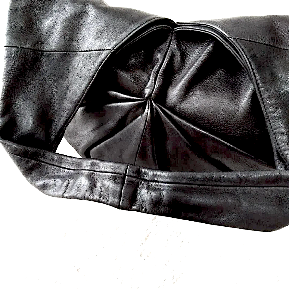 Kawa-kawa Japan. Black Leather One-Shoulder Hobo Style Shoulder Bag