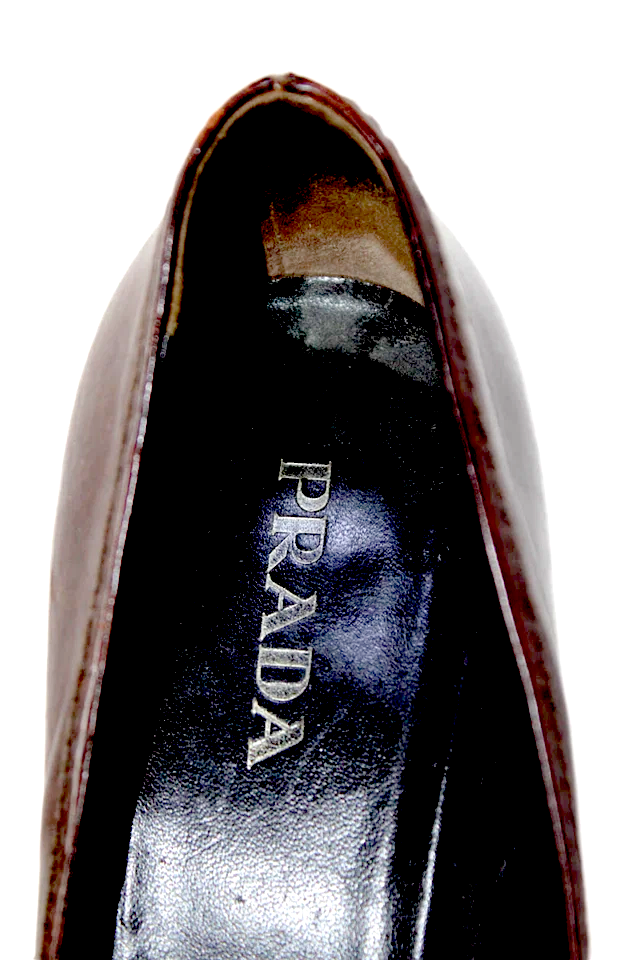 Prada Italy. Walnut Brown Leather Loafer Pointed Toe Pumps  Size 39.5 9.5