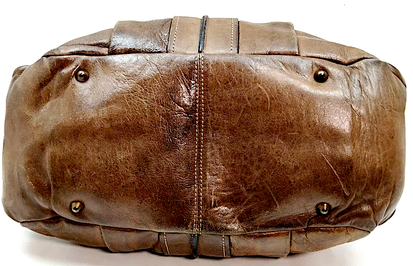 Chloe Paris. Phoebe Philo. Vintage Brown Distressed Leather Shoulder Bag / Hand Bag